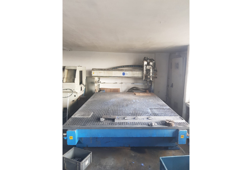 2007 model Mooncam Cnc Router 2007 model Mooncam Cnc Router