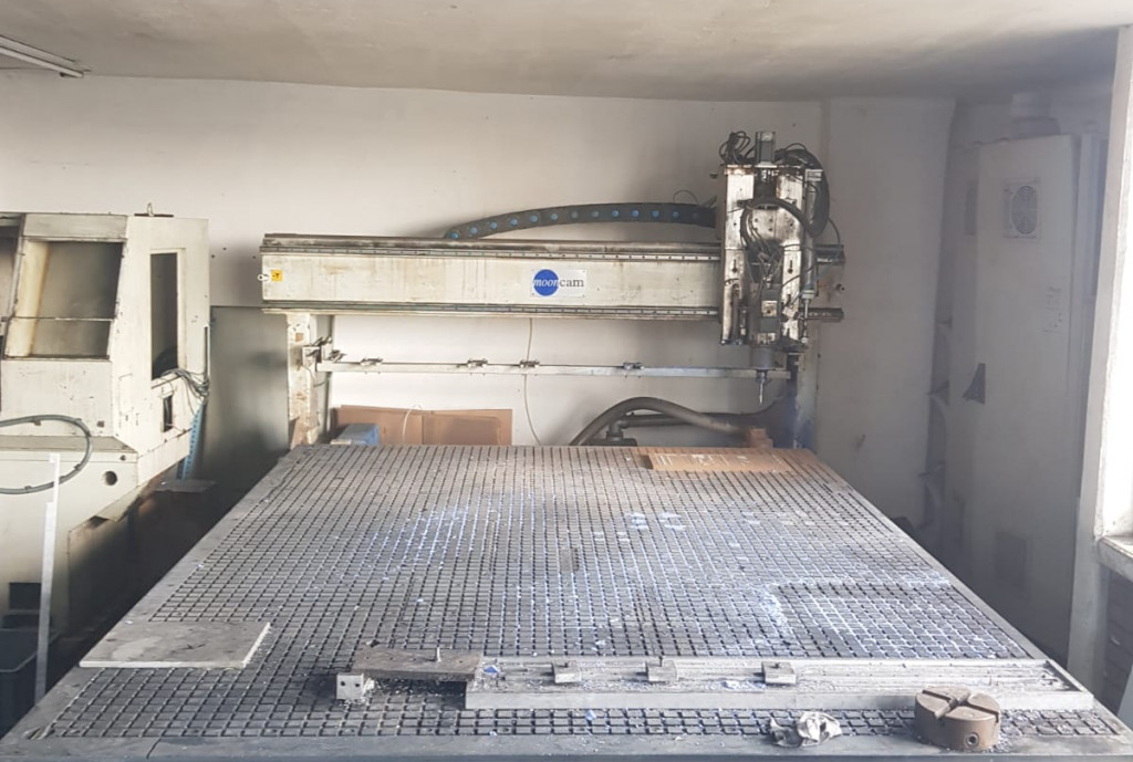 2007 model Mooncam Cnc Router 2007 model Mooncam Cnc Router