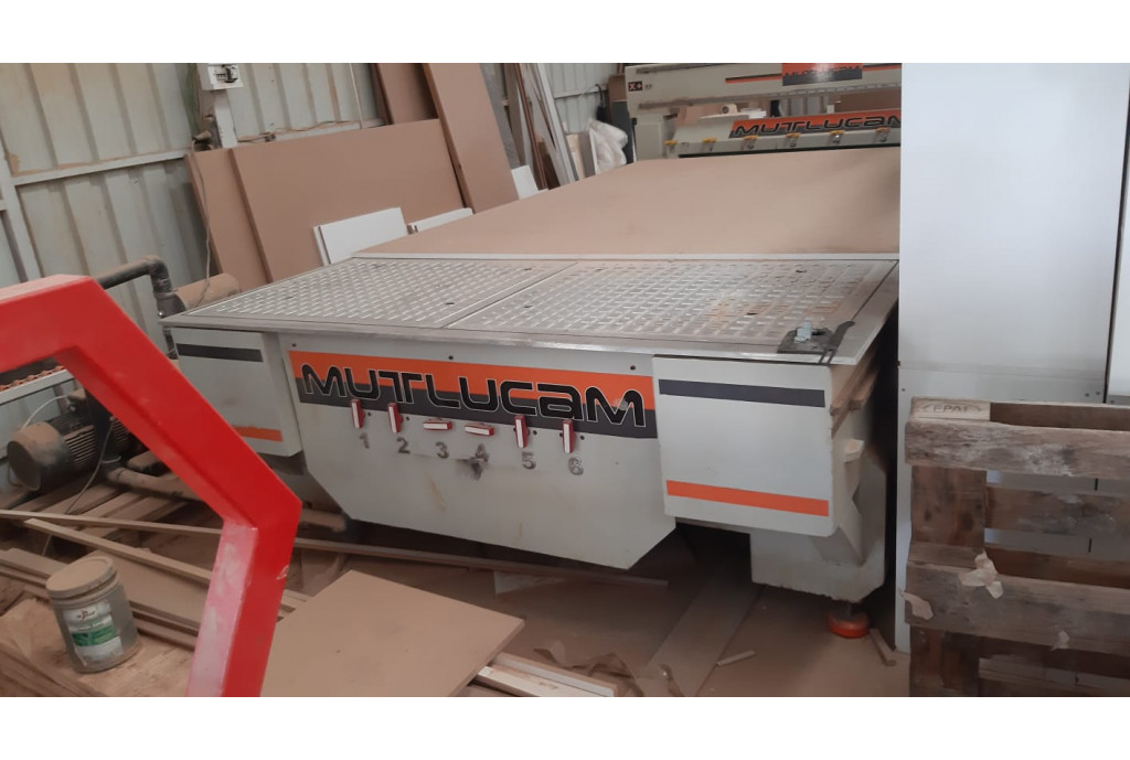MUTLUCAM 2136 CNC ROUTER