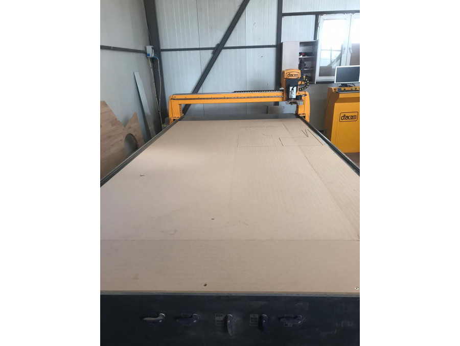 Diacam Cnc Router 210*366