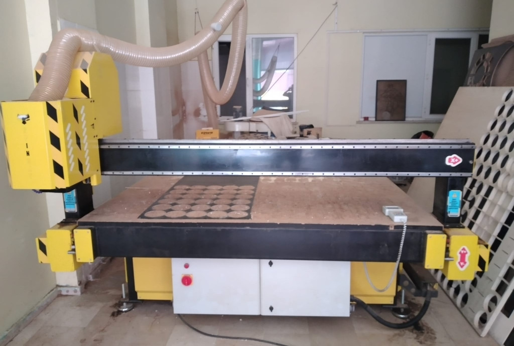 Spincat 210 * 400 CNC Router