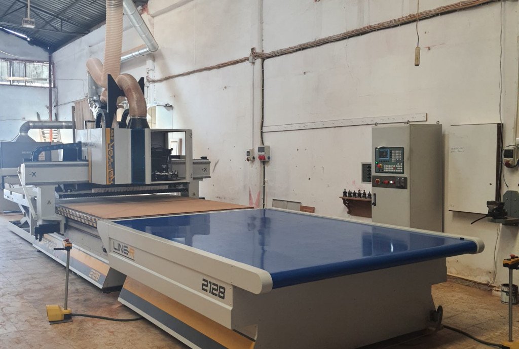 AES Raptor 2128 Yüklemeli Boşaltmali  AES Raptor 2128 Yüklemeli Boşaltmali