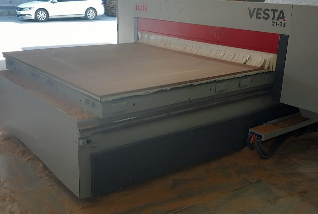 Bala Vesta 210 * 280 Cnc Router Ahşap İşleme Makinesi
