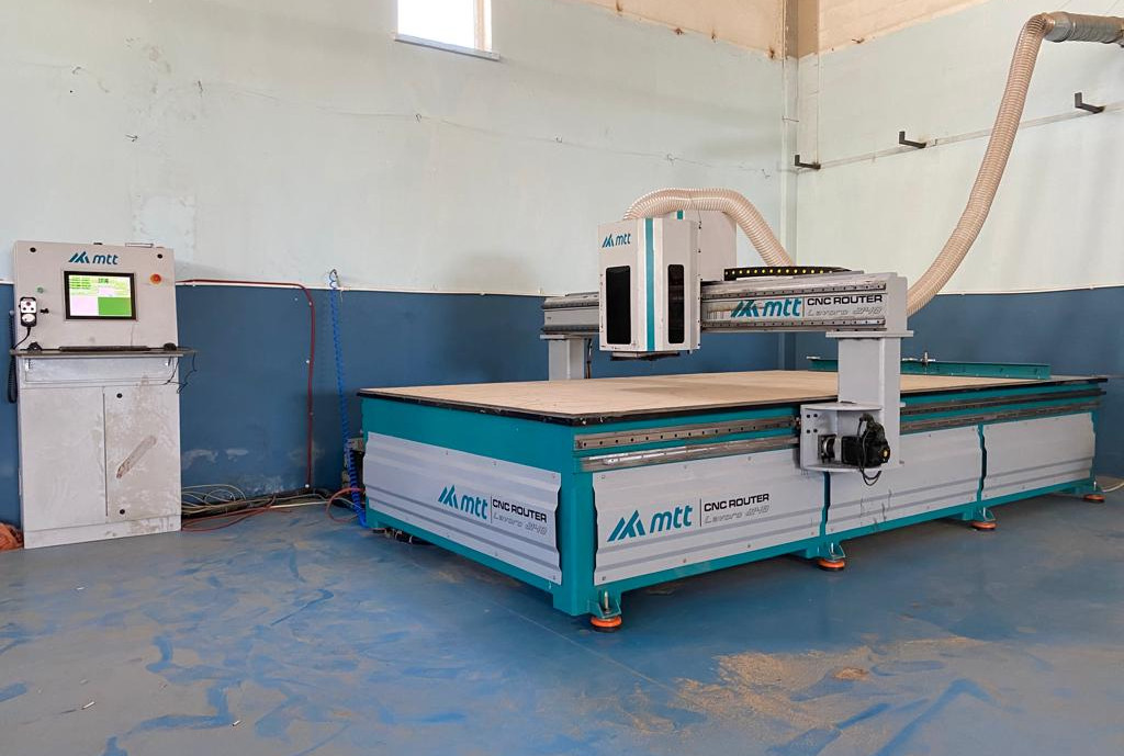 MTT Cnc Router  MTT Cnc Router